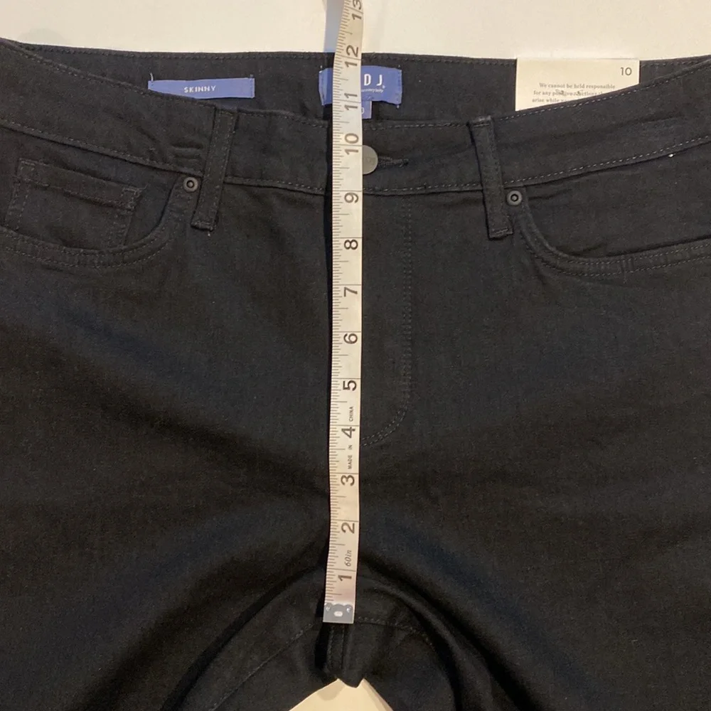 NYDJ SZ 10 Black Denim Skinny Jeans New D31 - Picture 15 of 16